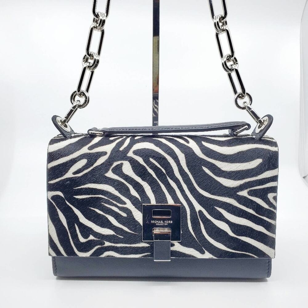 NWT Michael Kors Bancroft Black and White Calf Hair Shoulder Bag - Picture 2 of 11